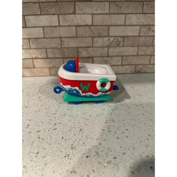 Hasbro 2015 Replacement Weebles Boat toy #33 - Picture 1 of 4